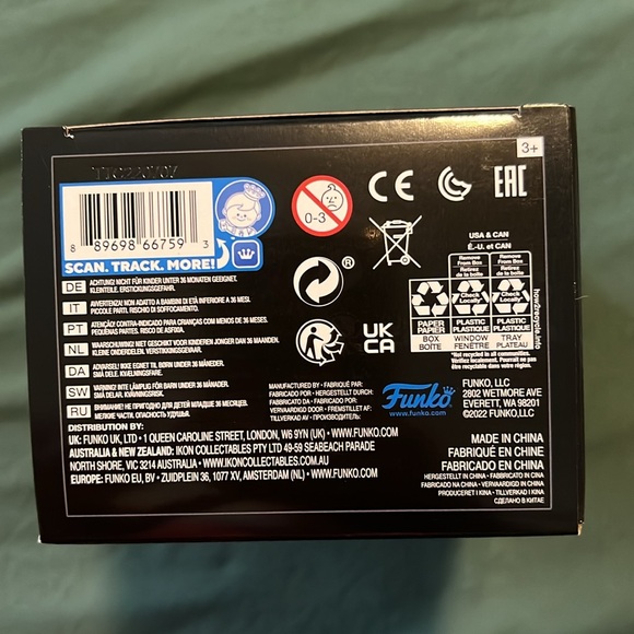 NIB. Funko Pop The Flash (with lights and sounds) - Picture 4 of 4